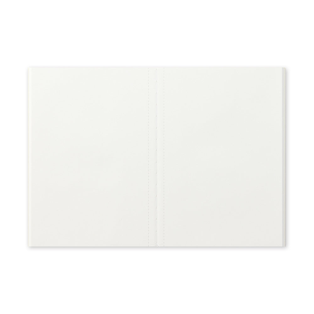 TRAVELER'S notebook 005 Light Paper - Passport