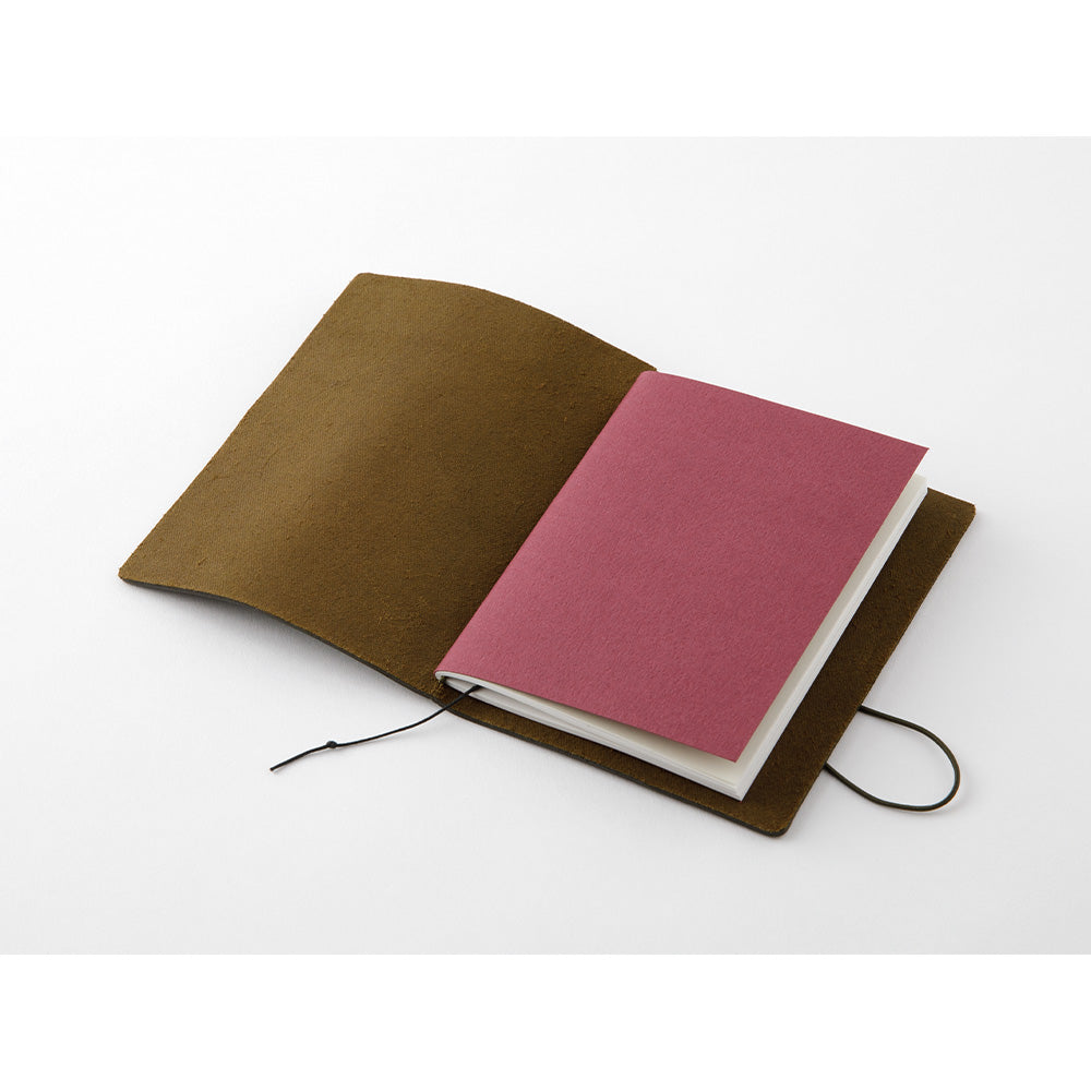 TRAVELER'S notebook Passport - Olive