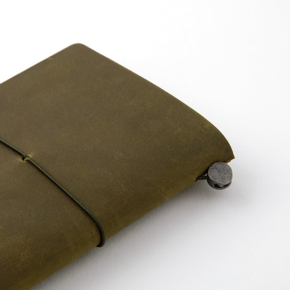 TRAVELER'S notebook Passport - Olive
