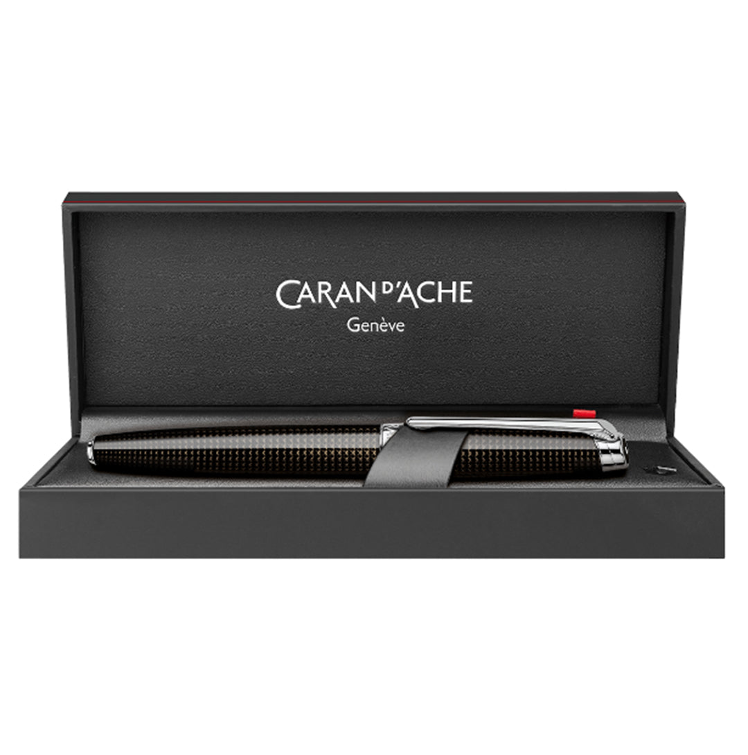 Caran d'Ache LÉMAN™ DE NUIT Fountain Pen