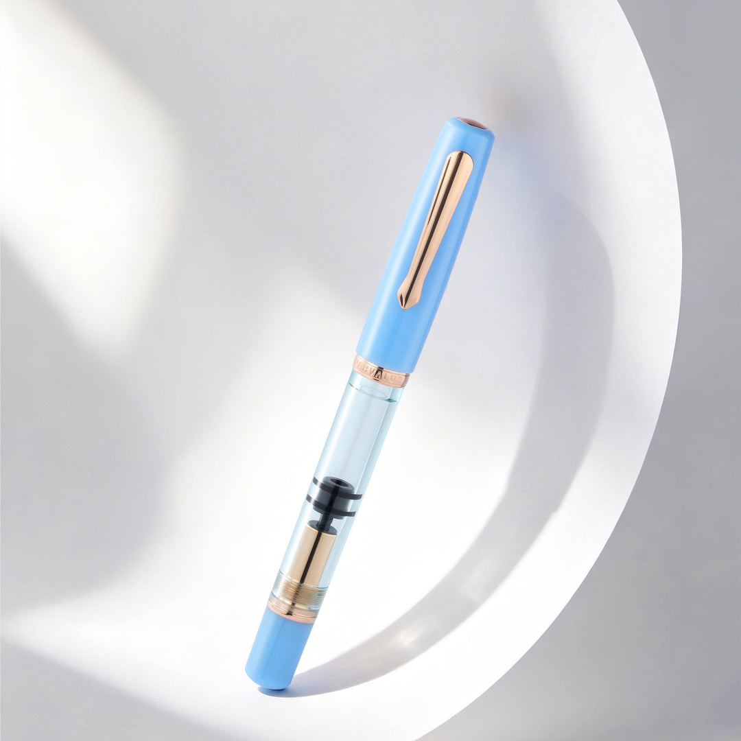 Nahvalur Original Blue Lagoon Fountain Pen: Fine