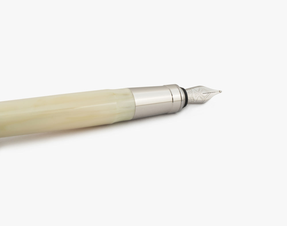 Visconti Rembrandt Fountain Pen - Ivory