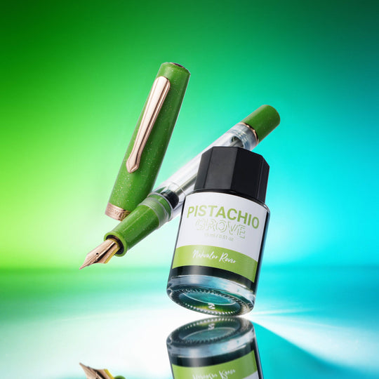 Nahvalur Original Plus Pistachio Fountain Pen: Fine