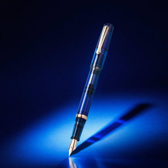 Nahvalur Original Sapphire Night Fountain Pen: Medium
