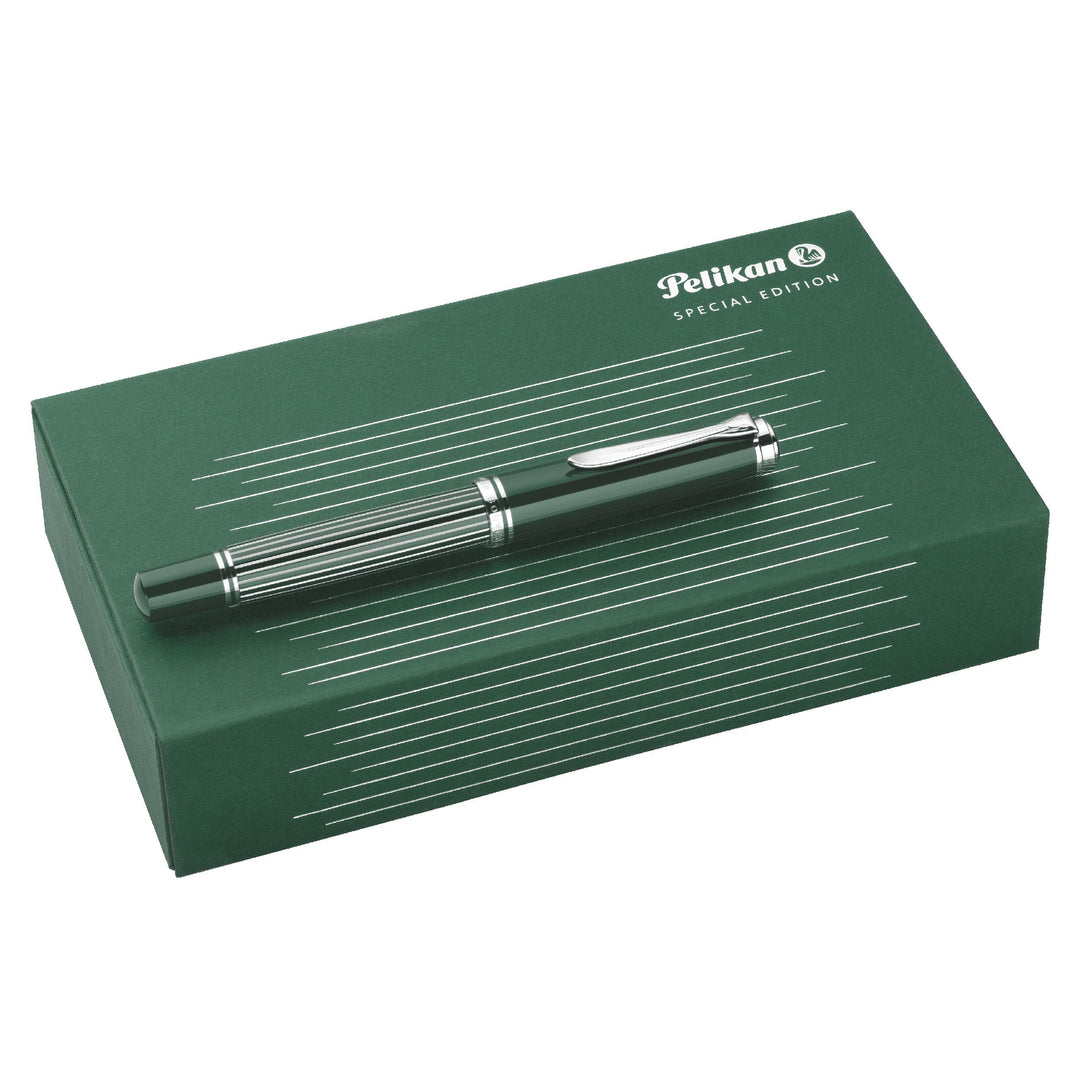 Pelikan │  Souverän® Fountain Pen M815 Metal Striped Green