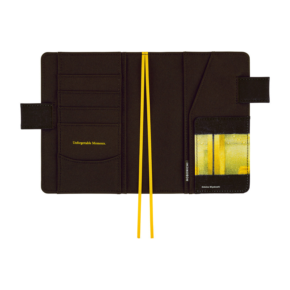 Hobonichi  | Akiko Miyakoshi A6- An Airport at Night